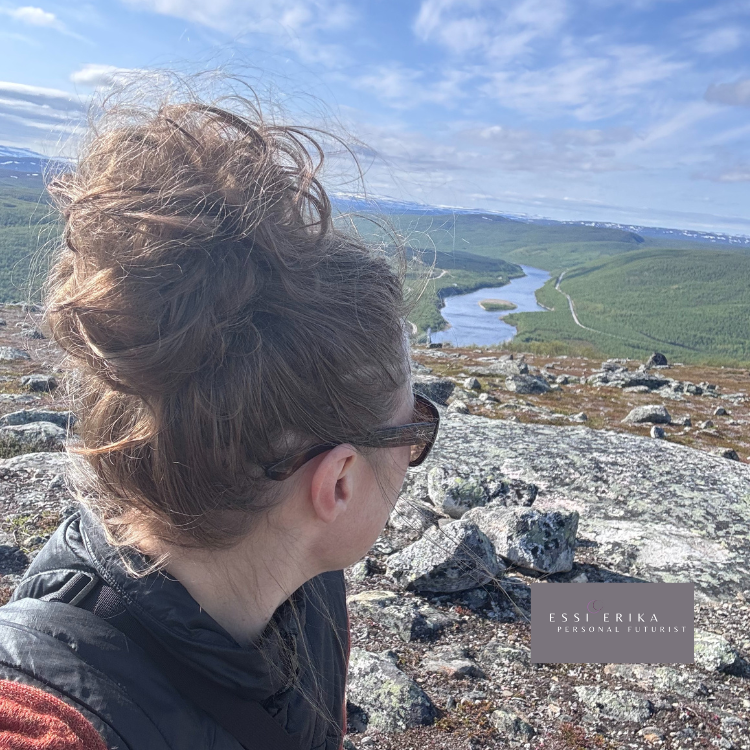 Personal Futurist is looking beyond the obvious, for broader futures horizons