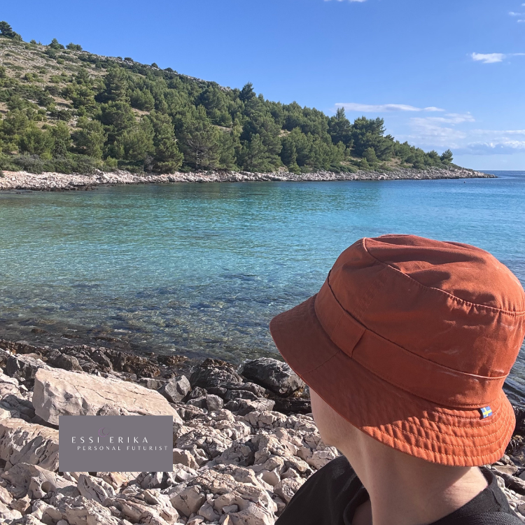 Guided Futures Exploration: Beyond Comeback — Reinvent Your Futures